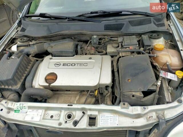 Сірий Опель Астра, об'ємом двигуна 1.4 л та пробігом 326 тис. км за 3300 $, фото 22 на Automoto.ua