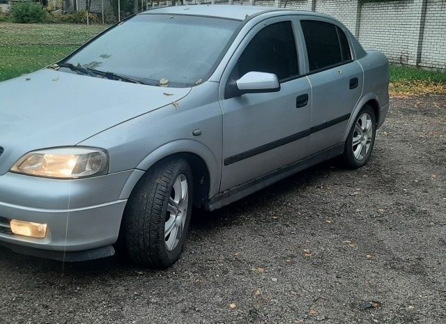 Сірий Опель Астра, об'ємом двигуна 1.6 л та пробігом 221 тис. км за 3800 $, фото 1 на Automoto.ua