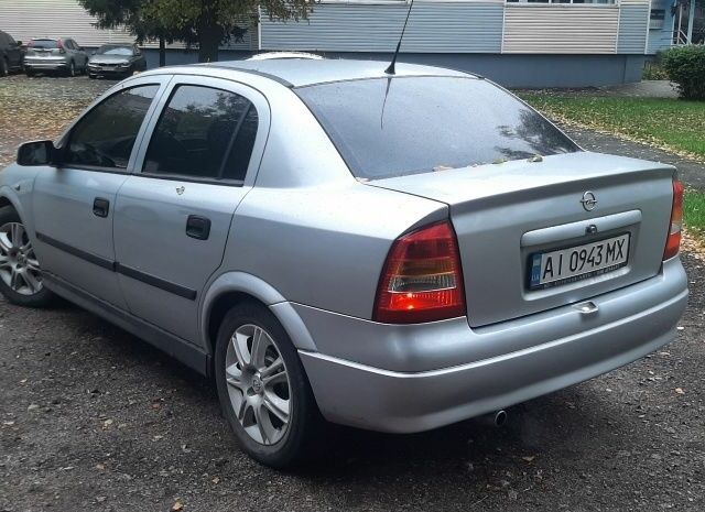 Сірий Опель Астра, об'ємом двигуна 1.6 л та пробігом 221 тис. км за 3800 $, фото 2 на Automoto.ua
