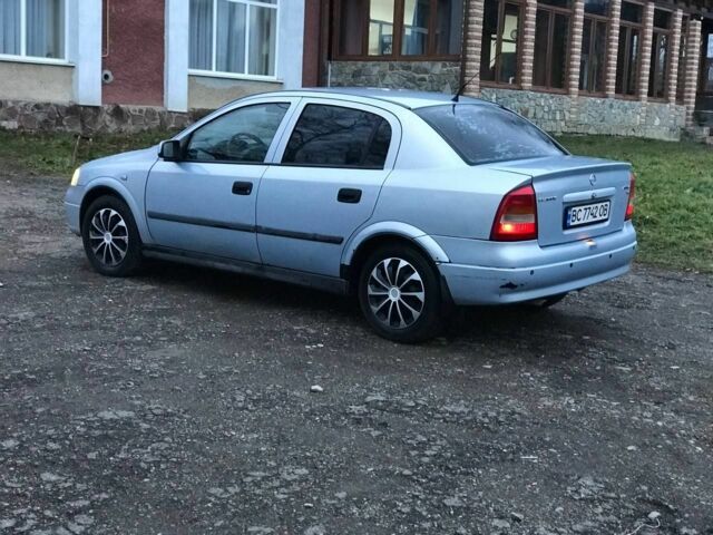 Серый Опель Астра, объемом двигателя 1.6 л и пробегом 320 тыс. км за 2200 $, фото 4 на Automoto.ua