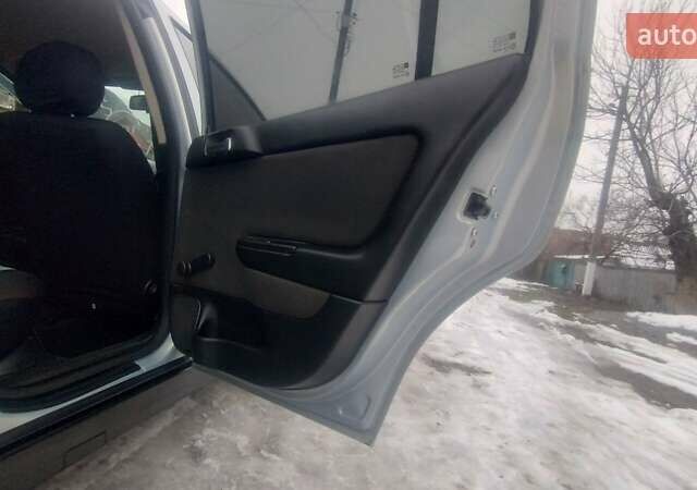 Опель Астра 2004 в Житомире на Automoto.ua Серый Опель Астра, объемом двигателя 1.4 л и пробегом 225 тыс. км за 3300 $, фото 23 на Automoto.ua