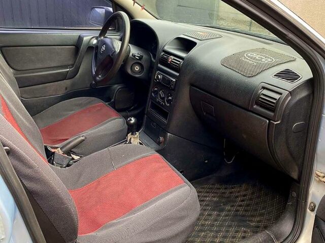 Серый Опель Астра, объемом двигателя 1.4 л и пробегом 264 тыс. км за 2500 $, фото 6 на Automoto.ua