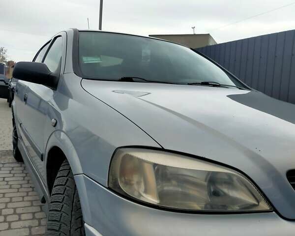 Сірий Опель Астра, об'ємом двигуна 1.4 л та пробігом 326 тис. км за 3300 $, фото 2 на Automoto.ua
