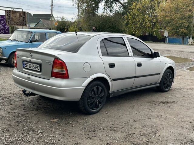 Опель Астра 2004 в Новом Буге на Automoto.ua Серый Опель Астра, объемом двигателя 1.6 л и пробегом 252 тыс. км за 3300 $, фото 2 на Automoto.ua