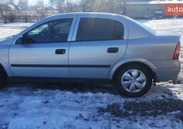 Опель Астра 2004 в Житомире на Automoto.ua Серый Опель Астра, объемом двигателя 1.4 л и пробегом 225 тыс. км за 3300 $, фото 53 на Automoto.ua