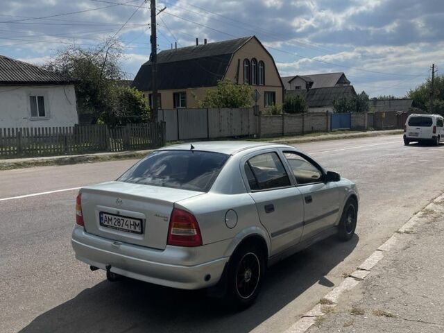 Сірий Опель Астра, об'ємом двигуна 1.6 л та пробігом 300 тис. км за 2600 $, фото 5 на Automoto.ua