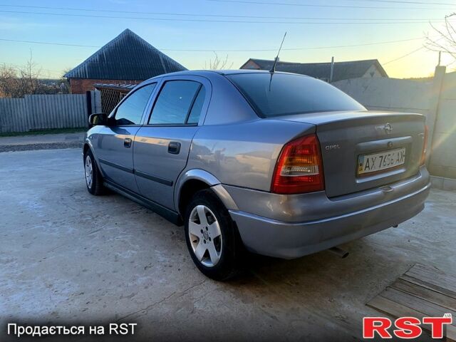 Серый Опель Астра, объемом двигателя 1.6 л и пробегом 265 тыс. км за 2999 $, фото 3 на Automoto.ua