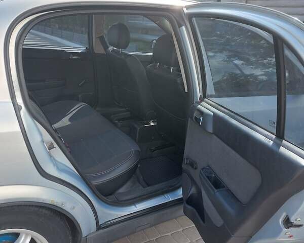 Серый Опель Астра, объемом двигателя 1.6 л и пробегом 302 тыс. км за 3500 $, фото 20 на Automoto.ua