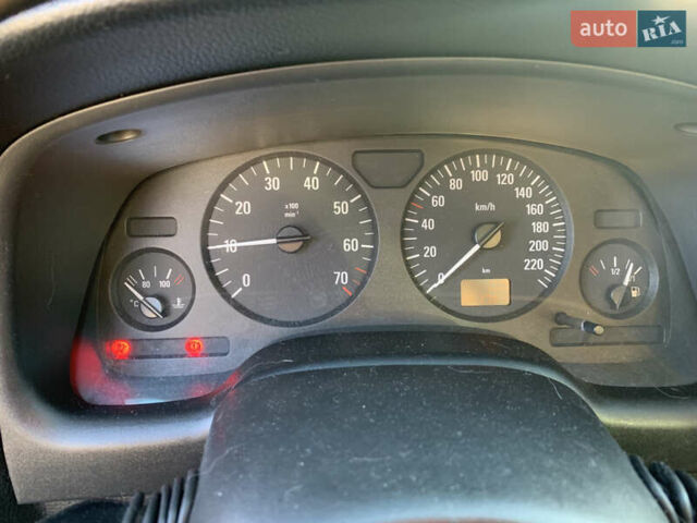 Сірий Опель Астра, об'ємом двигуна 1.39 л та пробігом 252 тис. км за 3850 $, фото 6 на Automoto.ua