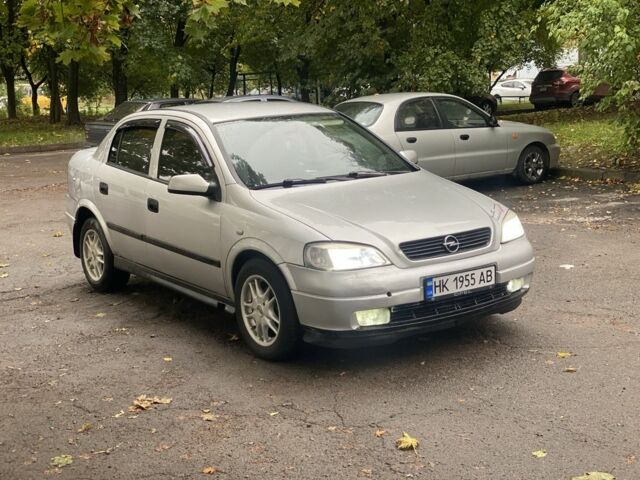 Серый Опель Астра, объемом двигателя 1.4 л и пробегом 348 тыс. км за 2950 $, фото 3 на Automoto.ua