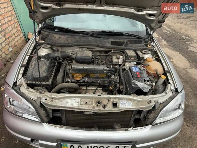 Серый Опель Астра, объемом двигателя 1.4 л и пробегом 120 тыс. км за 3800 $, фото 9 на Automoto.ua