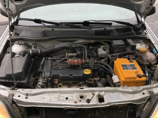 Сірий Опель Астра, об'ємом двигуна 1.4 л та пробігом 450 тис. км за 2600 $, фото 7 на Automoto.ua