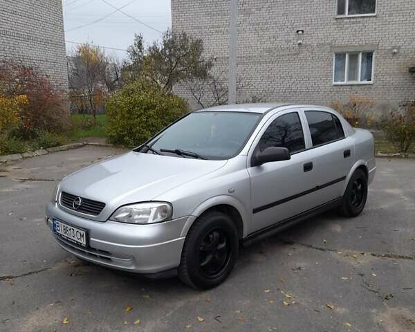 Сірий Опель Астра, об'ємом двигуна 1.39 л та пробігом 250 тис. км за 2900 $, фото 4 на Automoto.ua
