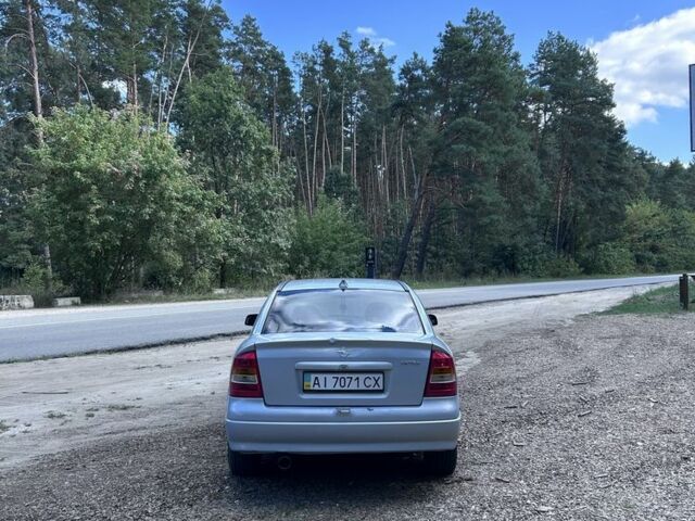 Сірий Опель Астра, об'ємом двигуна 1.4 л та пробігом 188 тис. км за 3500 $, фото 4 на Automoto.ua