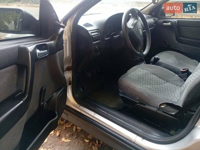 Опель Астра 2005 в Первомайск на Automoto.ua Серый Опель Астра, объемом двигателя 1.4 л и пробегом 280 тыс. км за 2850 $, фото 10 на Automoto.ua