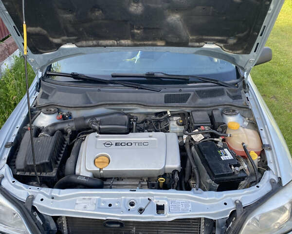 Сірий Опель Астра, об'ємом двигуна 1.39 л та пробігом 163 тис. км за 3900 $, фото 7 на Automoto.ua