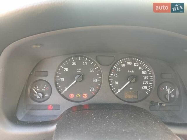 Серый Опель Астра, объемом двигателя 1.4 л и пробегом 147 тыс. км за 3900 $, фото 2 на Automoto.ua