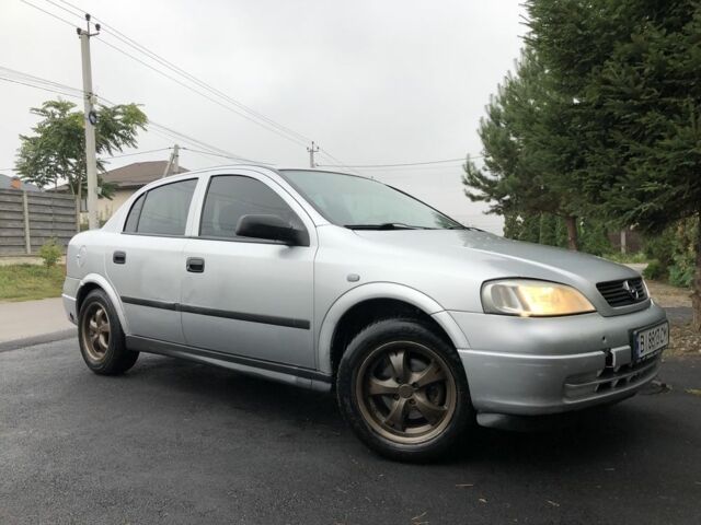 Сірий Опель Астра, об'ємом двигуна 1.4 л та пробігом 450 тис. км за 2600 $, фото 5 на Automoto.ua