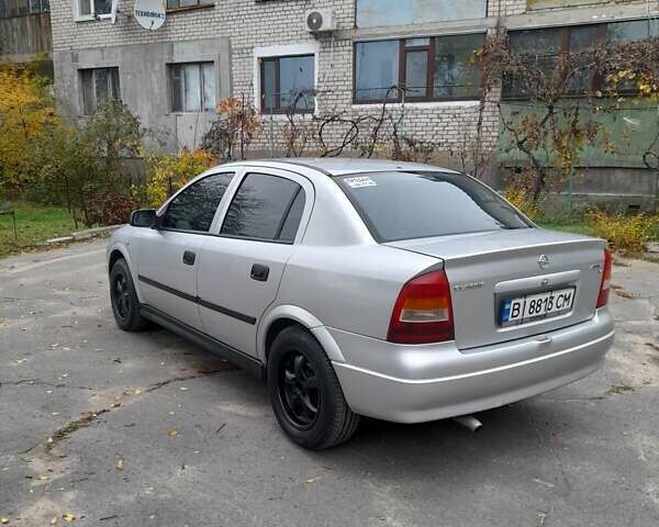 Сірий Опель Астра, об'ємом двигуна 1.39 л та пробігом 250 тис. км за 2900 $, фото 6 на Automoto.ua