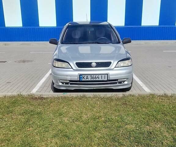 Серый Опель Астра, объемом двигателя 1.4 л и пробегом 360 тыс. км за 2500 $, фото 4 на Automoto.ua