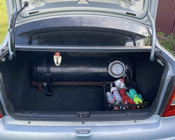 Сірий Опель Астра, об'ємом двигуна 1.39 л та пробігом 163 тис. км за 3900 $, фото 8 на Automoto.ua