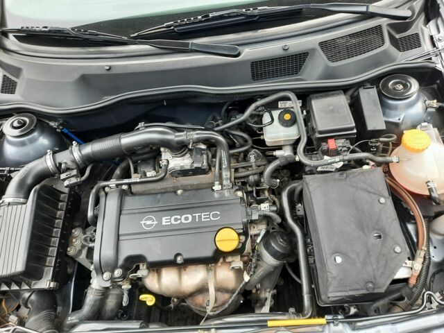 Сірий Опель Астра, об'ємом двигуна 1.4 л та пробігом 115 тис. км за 4600 $, фото 7 на Automoto.ua