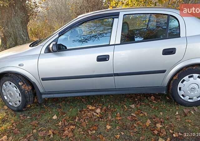 Сірий Опель Астра, об'ємом двигуна 1.4 л та пробігом 98 тис. км за 5550 $, фото 2 на Automoto.ua