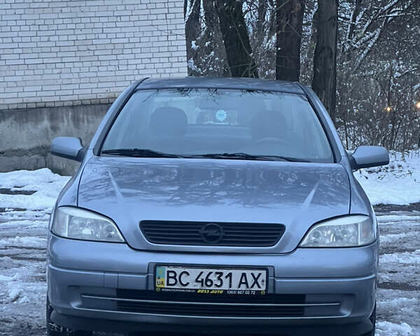 Серый Опель Астра, объемом двигателя 1.4 л и пробегом 351 тыс. км за 3600 $, фото 3 на Automoto.ua