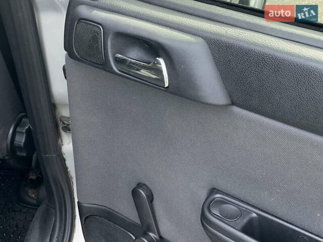 Серый Опель Астра, объемом двигателя 1.36 л и пробегом 77 тыс. км за 3999 $, фото 44 на Automoto.ua