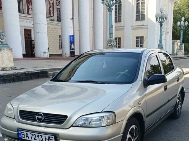 Серый Опель Астра, объемом двигателя 1.4 л и пробегом 260 тыс. км за 3590 $, фото 6 на Automoto.ua