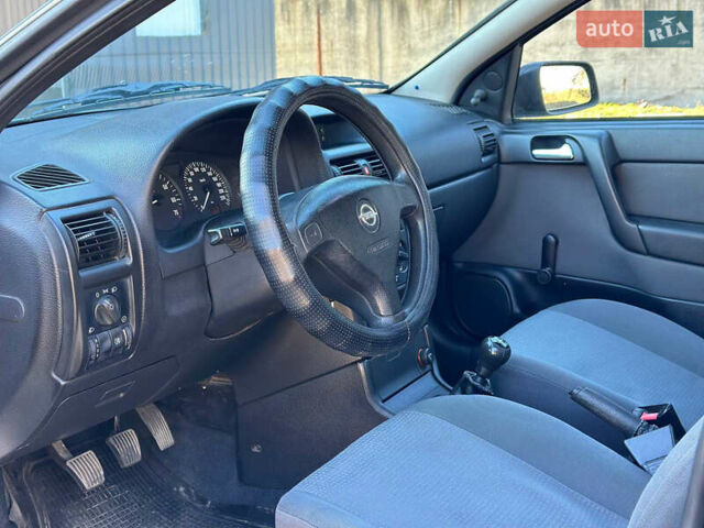 Серый Опель Астра, объемом двигателя 1.4 л и пробегом 116 тыс. км за 4699 $, фото 12 на Automoto.ua