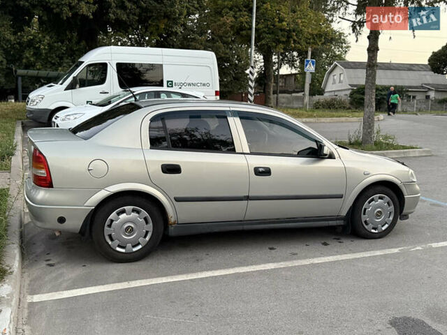 Сірий Опель Астра, об'ємом двигуна 1.39 л та пробігом 257 тис. км за 3100 $, фото 3 на Automoto.ua