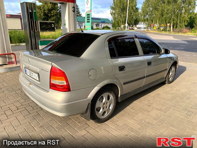 Серый Опель Астра, объемом двигателя 1.4 л и пробегом 200 тыс. км за 3500 $, фото 1 на Automoto.ua