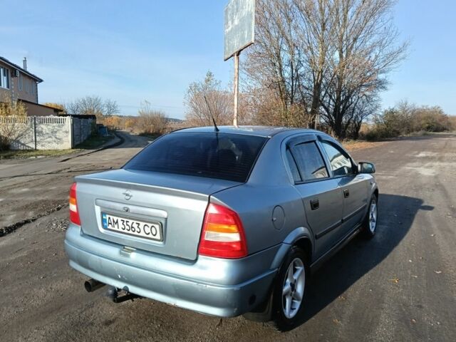 Опель Астра 2006 в Малине на Automoto.ua Серый Опель Астра, объемом двигателя 1.4 л и пробегом 300 тыс. км за 3150 $, фото 2 на Automoto.ua