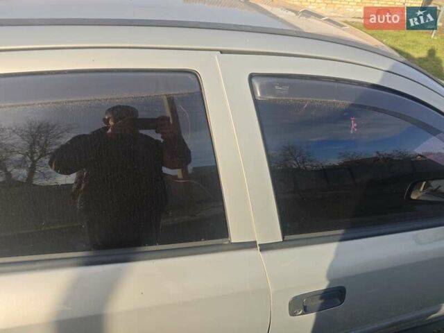 Сірий Опель Астра, об'ємом двигуна 1.4 л та пробігом 195 тис. км за 1500 $, фото 2 на Automoto.ua