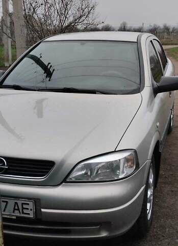 Серый Опель Астра, объемом двигателя 1.36 л и пробегом 362 тыс. км за 3900 $, фото 12 на Automoto.ua