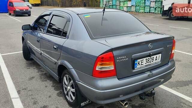 Серый Опель Астра, объемом двигателя 1.4 л и пробегом 156 тыс. км за 4500 $, фото 14 на Automoto.ua