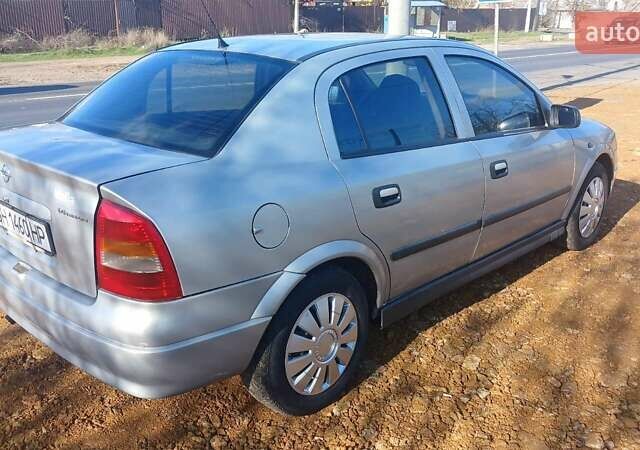 Серый Опель Астра, объемом двигателя 1.4 л и пробегом 400 тыс. км за 2300 $, фото 11 на Automoto.ua