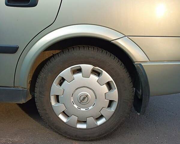 Сірий Опель Астра, об'ємом двигуна 1.4 л та пробігом 98 тис. км за 5550 $, фото 14 на Automoto.ua