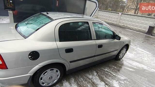 Сірий Опель Астра, об'ємом двигуна 1.4 л та пробігом 205 тис. км за 4840 $, фото 12 на Automoto.ua