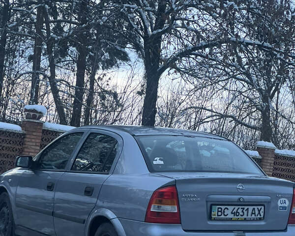 Серый Опель Астра, объемом двигателя 1.4 л и пробегом 351 тыс. км за 3600 $, фото 4 на Automoto.ua