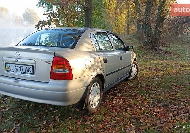 Сірий Опель Астра, об'ємом двигуна 1.4 л та пробігом 98 тис. км за 5550 $, фото 1 на Automoto.ua