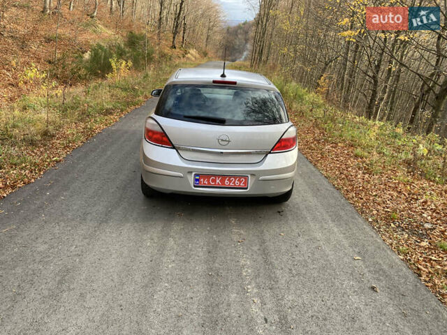 Серый Опель Астра, объемом двигателя 1.6 л и пробегом 256 тыс. км за 4350 $, фото 4 на Automoto.ua