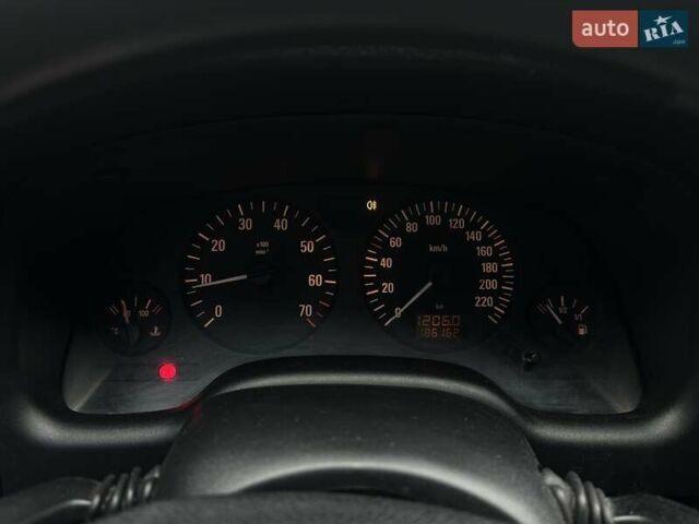 Серый Опель Астра, объемом двигателя 1.36 л и пробегом 186 тыс. км за 4400 $, фото 17 на Automoto.ua