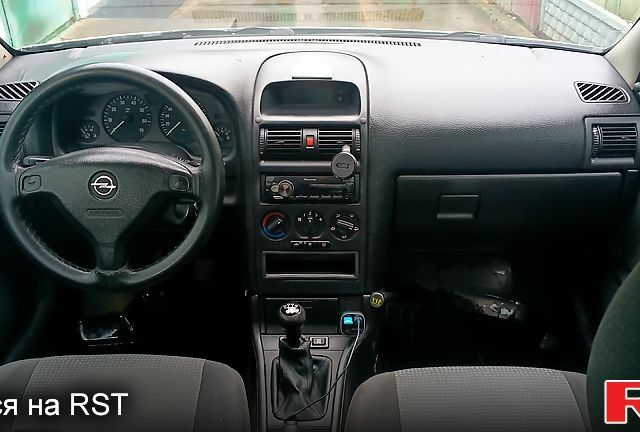 Сірий Опель Астра, об'ємом двигуна 1.4 л та пробігом 200 тис. км за 3800 $, фото 6 на Automoto.ua