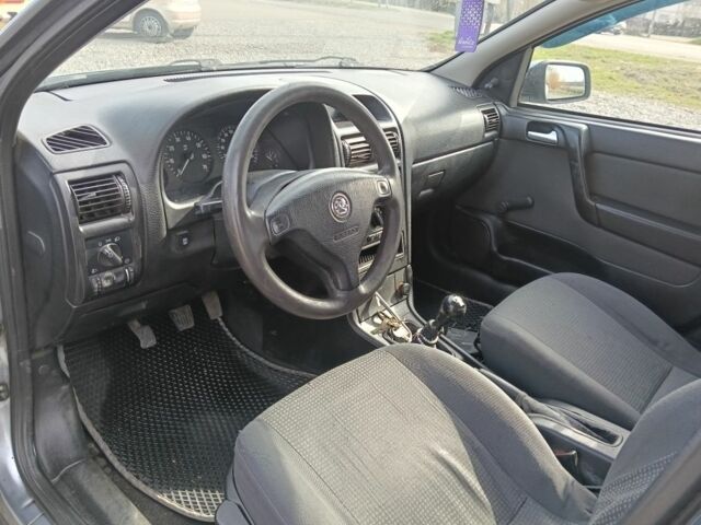 Опель Астра 2006 в Малине на Automoto.ua Серый Опель Астра, объемом двигателя 1.4 л и пробегом 300 тыс. км за 3150 $, фото 4 на Automoto.ua