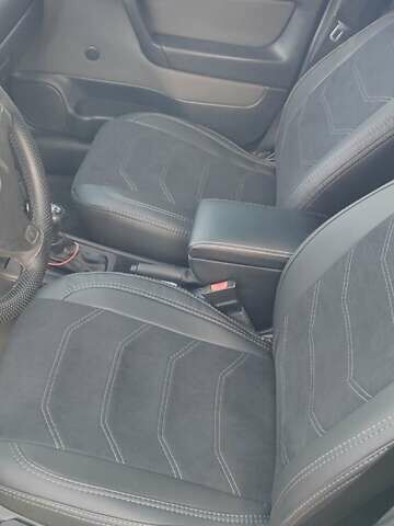 Серый Опель Астра, объемом двигателя 1.4 л и пробегом 156 тыс. км за 4500 $, фото 57 на Automoto.ua