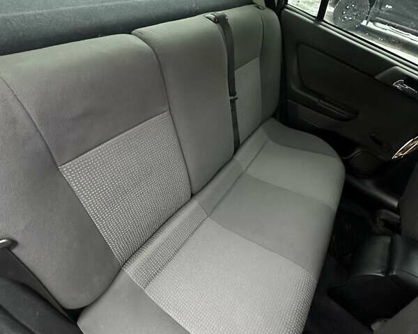 Серый Опель Астра, объемом двигателя 1.36 л и пробегом 186 тыс. км за 4400 $, фото 25 на Automoto.ua