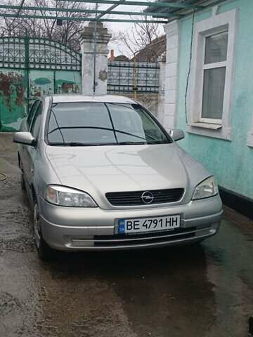 Сірий Опель Астра, об'ємом двигуна 1.4 л та пробігом 200 тис. км за 3800 $, фото 1 на Automoto.ua