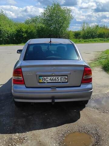 Серый Опель Астра, объемом двигателя 1.4 л и пробегом 188 тыс. км за 4000 $, фото 3 на Automoto.ua